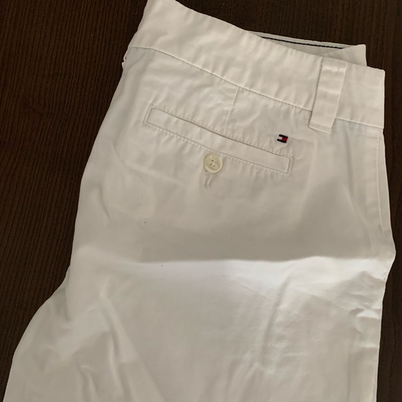 Tommy Hilfiger ladies shorts size 12 - Picture 4 of 5